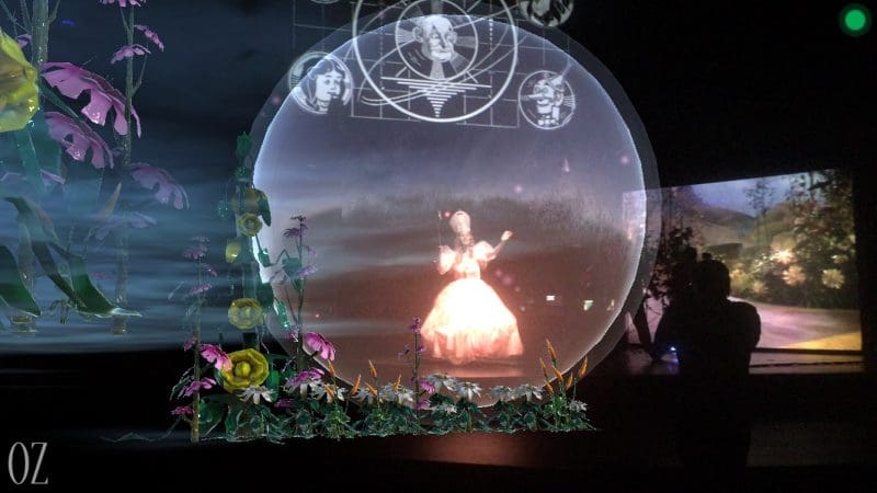 Glinda in AR Bubble